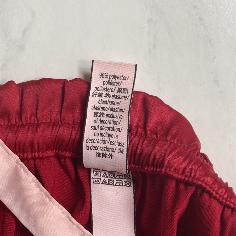 🍄4 Items 25$🍄 Victoria’s Secret Pajama Bottom Pants - Red - SMALL - Picture 7 of 7